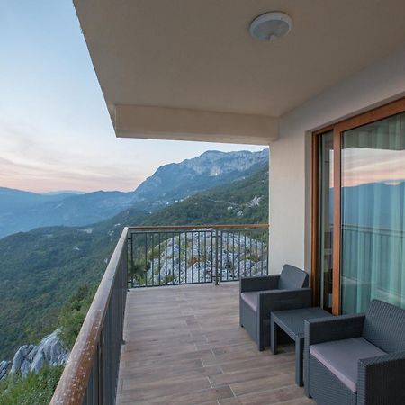 Hotel Sokoline Mandici Екстер'єр фото