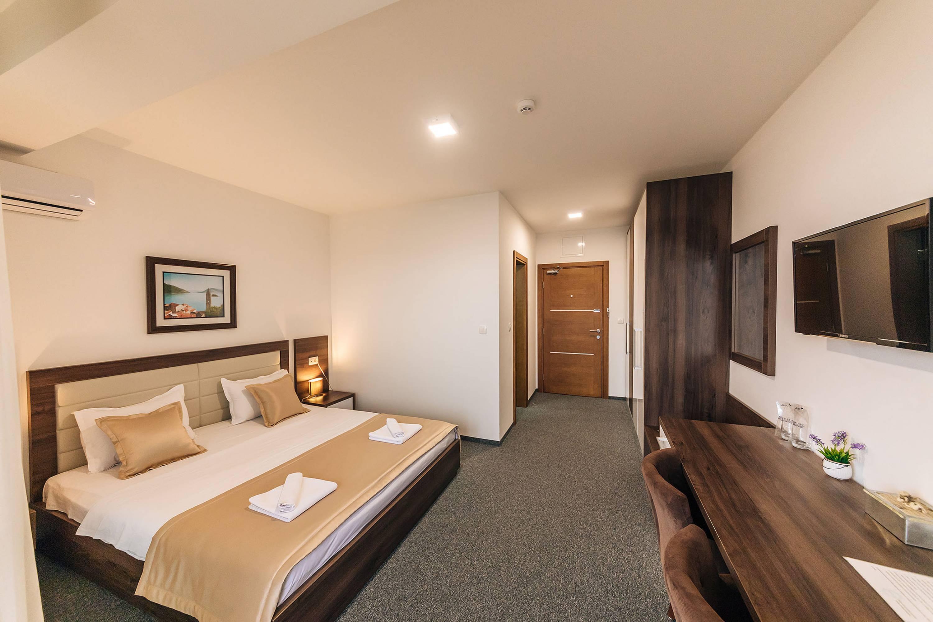 Hotel Sokoline Mandici Екстер'єр фото