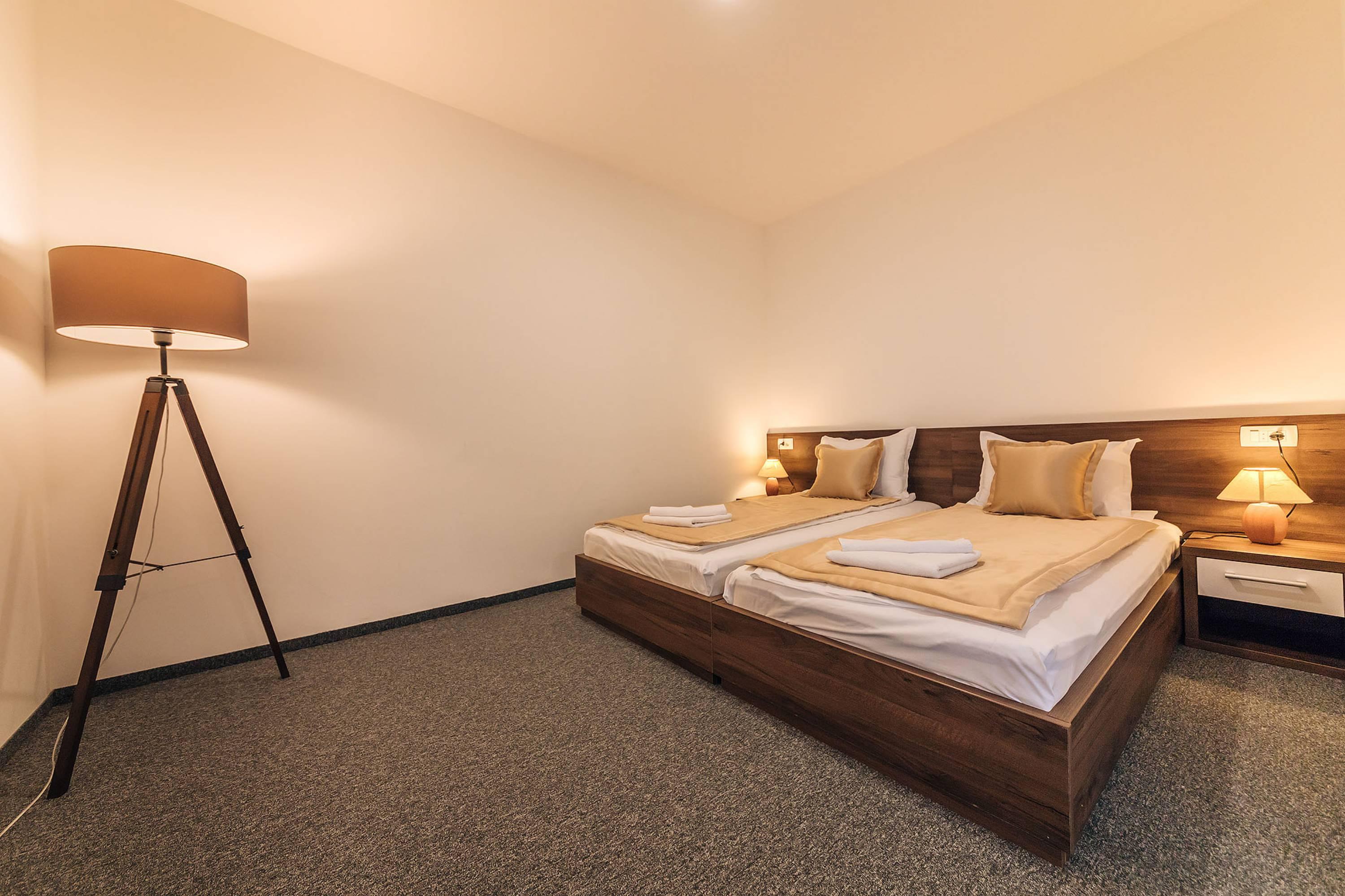 Hotel Sokoline Mandici Екстер'єр фото