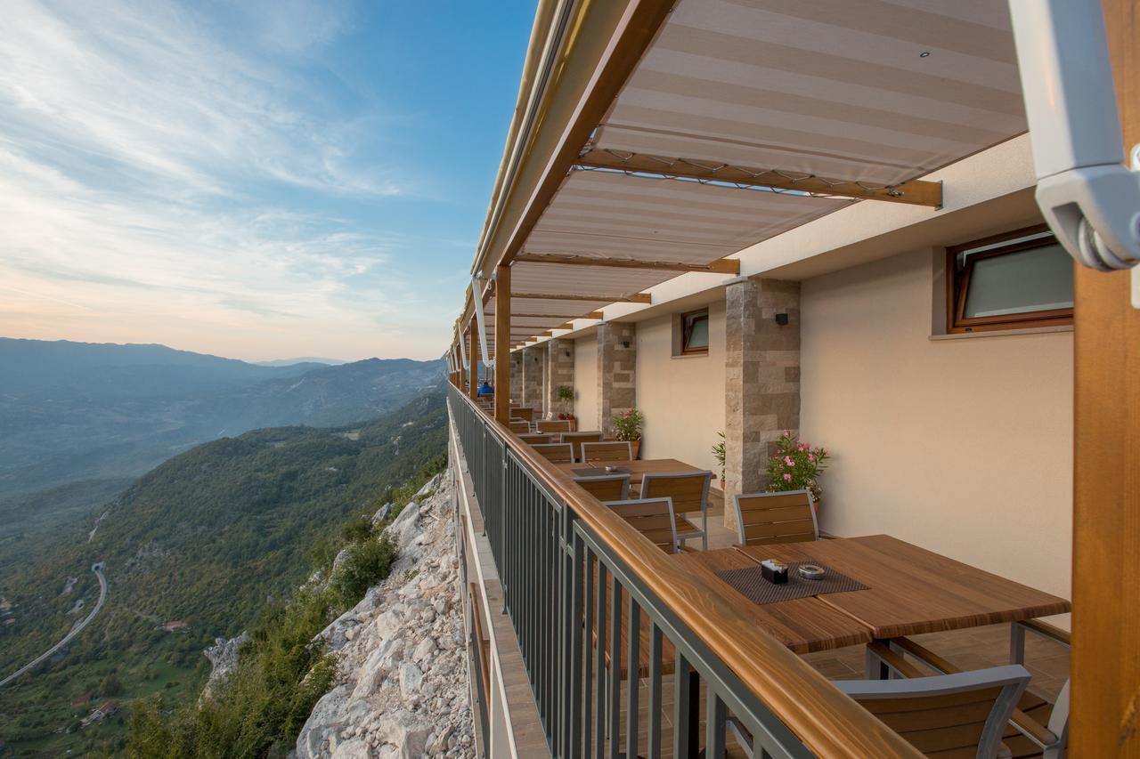 Hotel Sokoline Mandici Екстер'єр фото